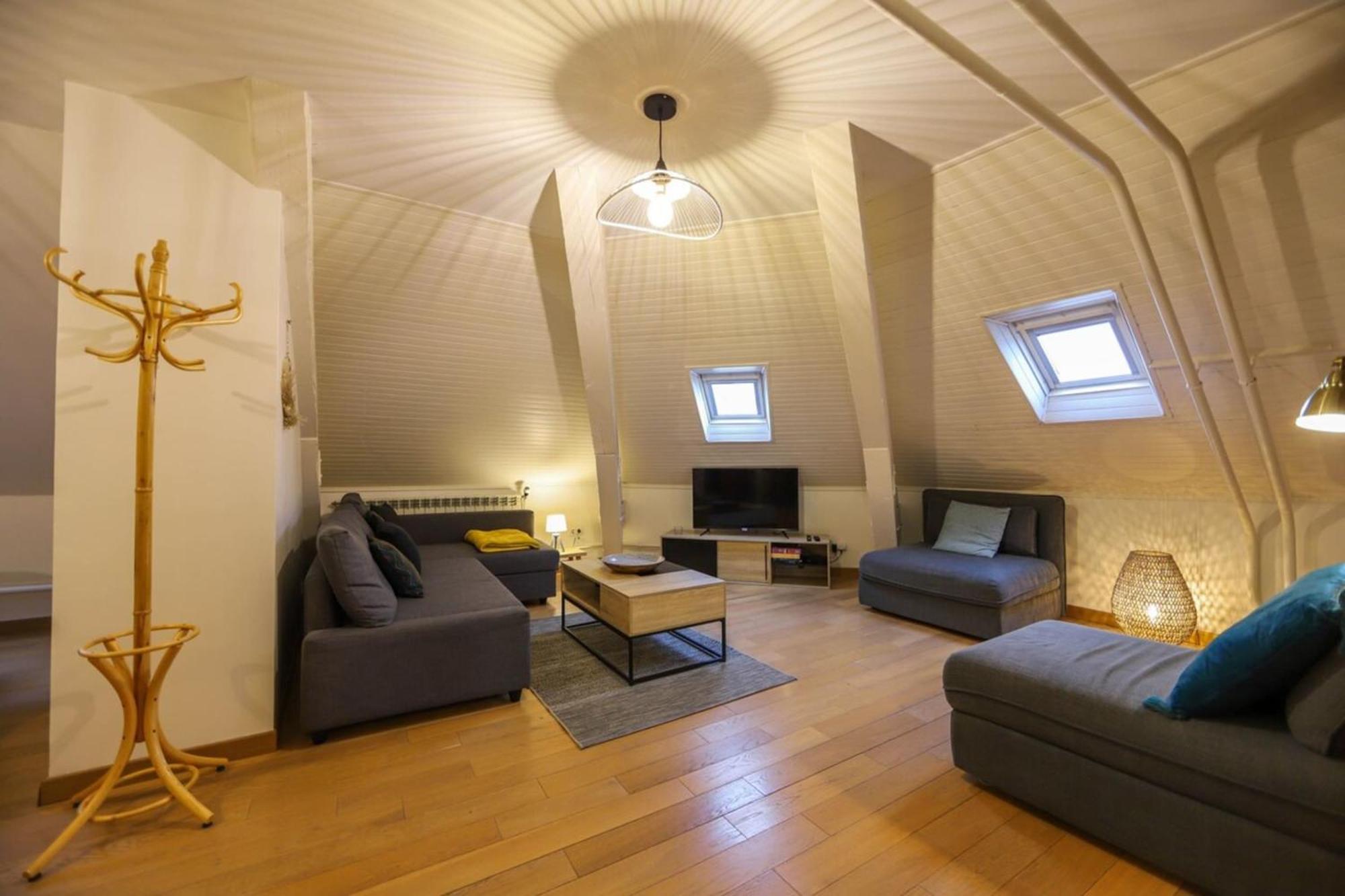 Le Factory Duplex En Vieille Ville Cote Lac Анси Екстериор снимка
